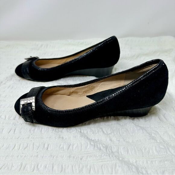 Michael Kors Suede Buckle Low Wedges- Size 9 - Picture 8 of 13